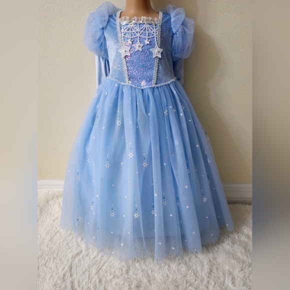 "Enchanting Blue Snowflake Princess Dress for Girls With Accessories" - Picture 3 of 11
